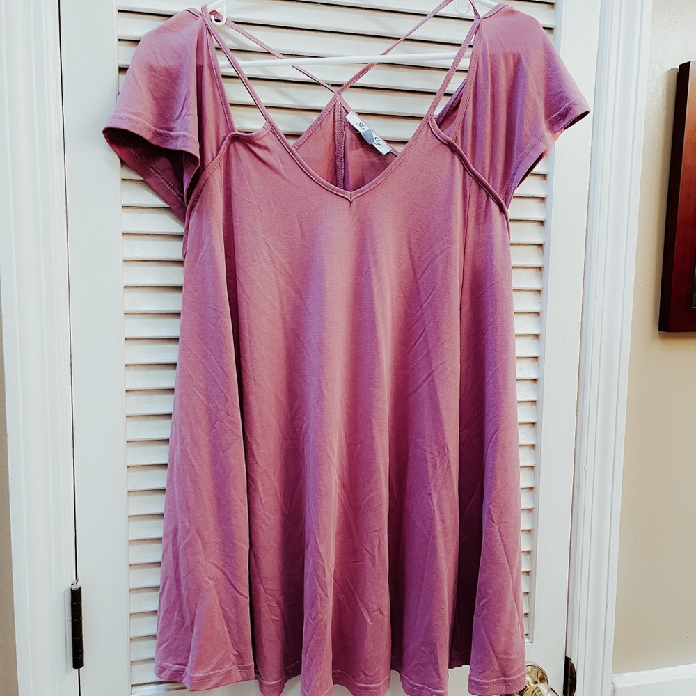 SOLD - DressUp Mauve Cutout Tunic